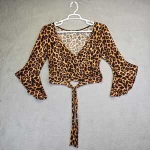 Arabella‎ Animal Print Top Women's Large 3/4 Bell Sleeve Leopard Crop Shirt